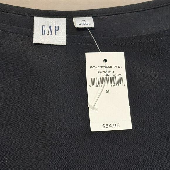 GAP Black Blouse Size M Button Shoulder 3/4 Sleeve Rayon Sheen Work Career NWT - Picture 3 of 8
